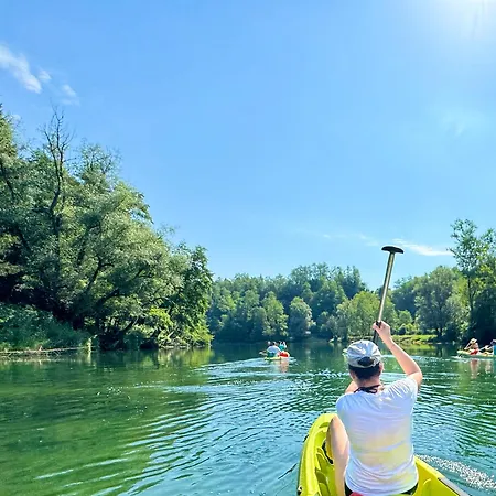 Holiday home Vrba Mobile House By The Kolpa River Big Berry Metlika *