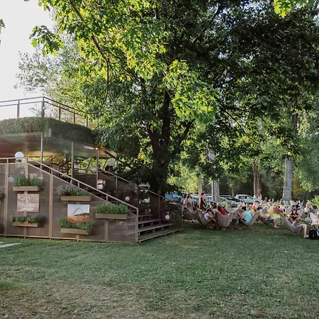 Vrba Mobile House By The Kolpa River Big Berry Metlika Holiday home *